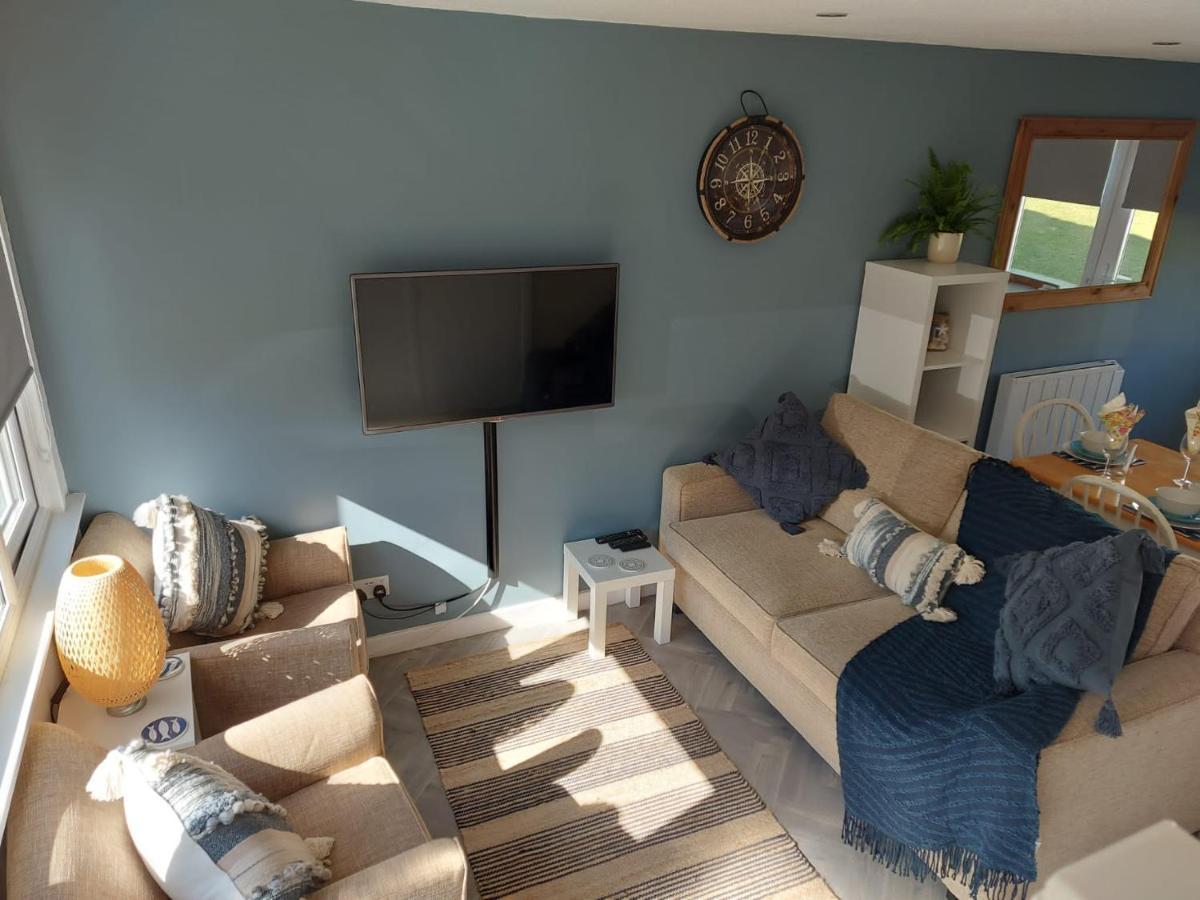 Galwad Y Mor A Coastal Escape In Pembrokeshire'S National Parks Villa Lamphey Kültér fotó